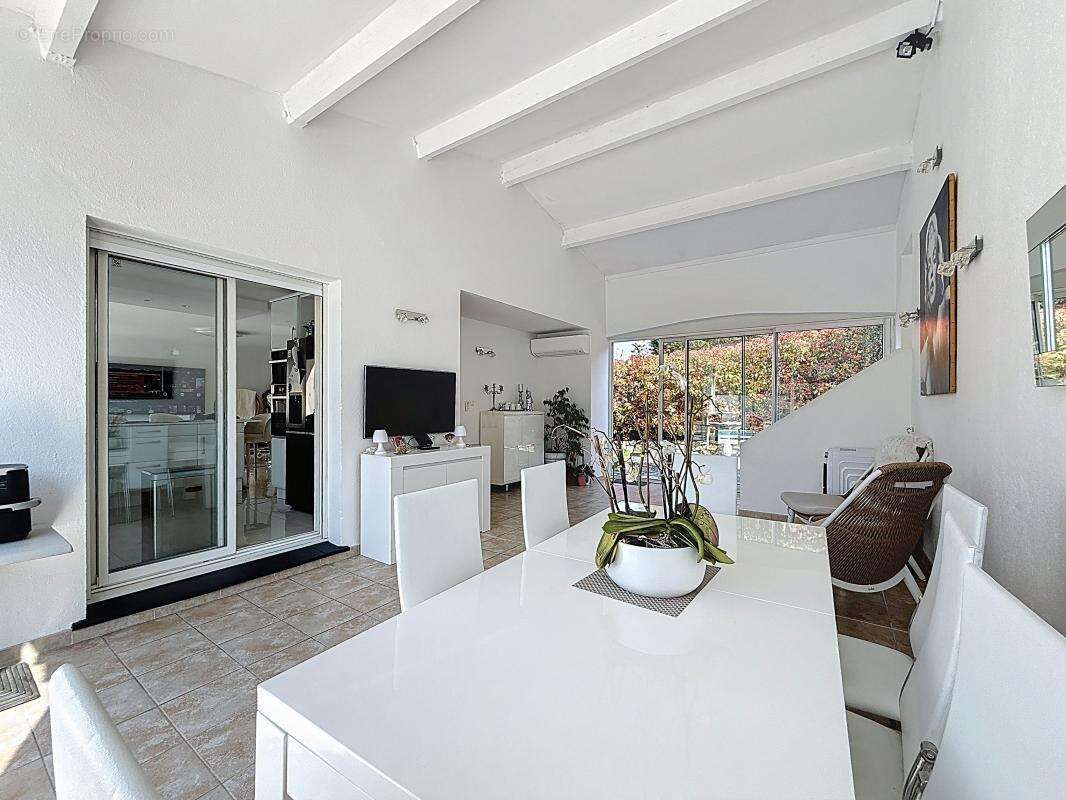 Maison à MOUGINS