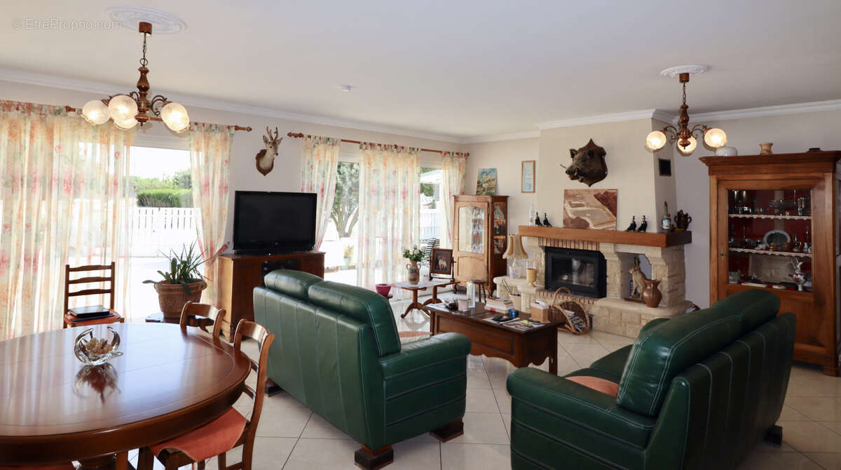 Maison à MESCHERS-SUR-GIRONDE