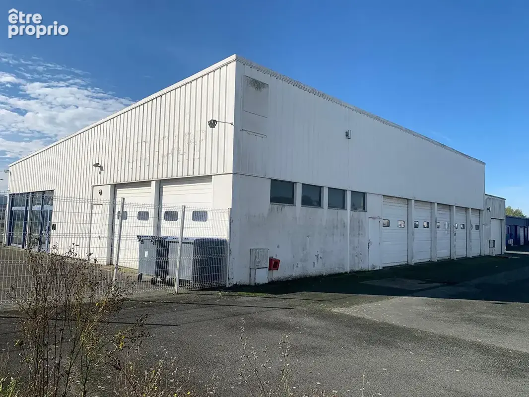 Local commercial 900m² à tonnay-charente - photo 4