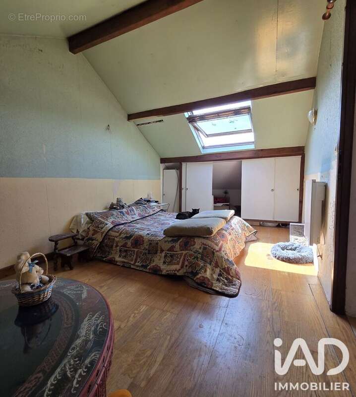 Maison 78 m² à Fosses  - photo 8