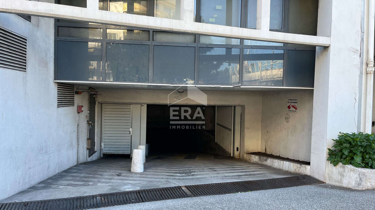 Autre à NICE