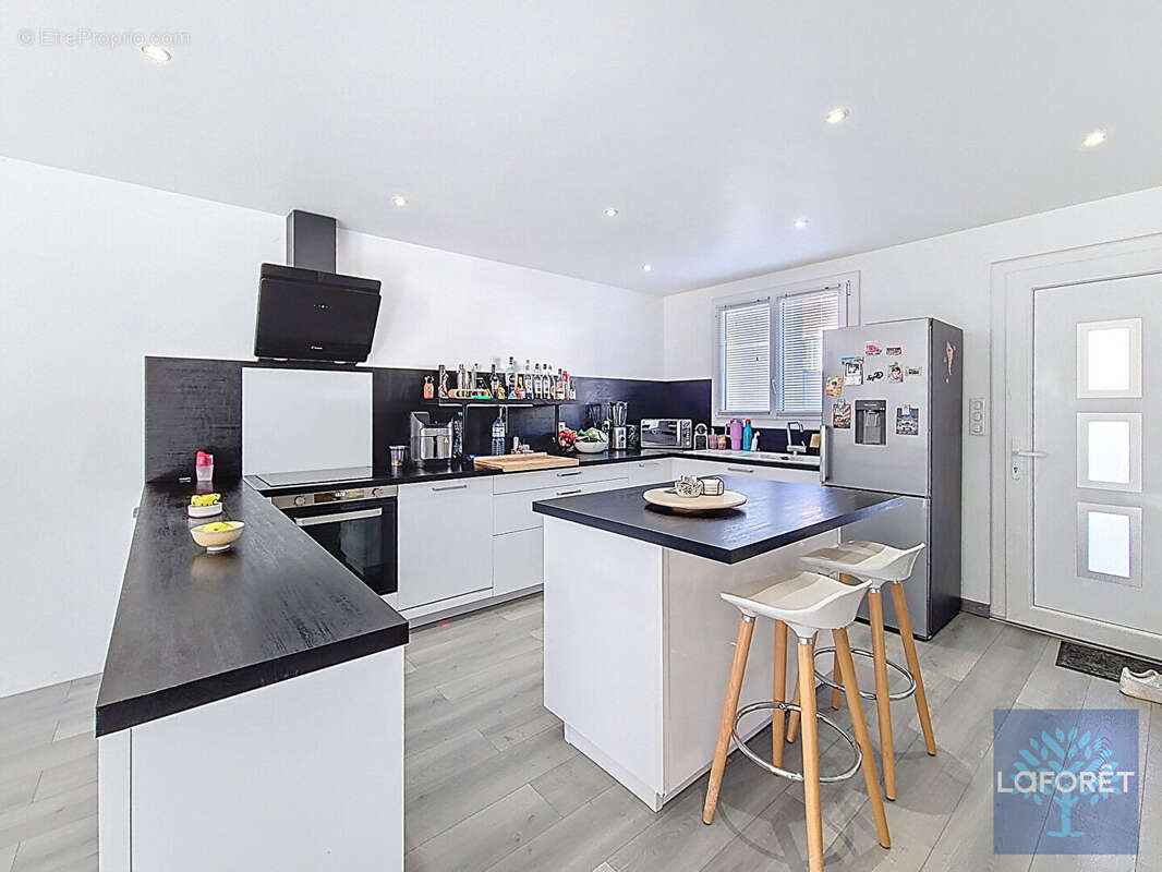Maison 4 chambres sur Etampes - photo 2