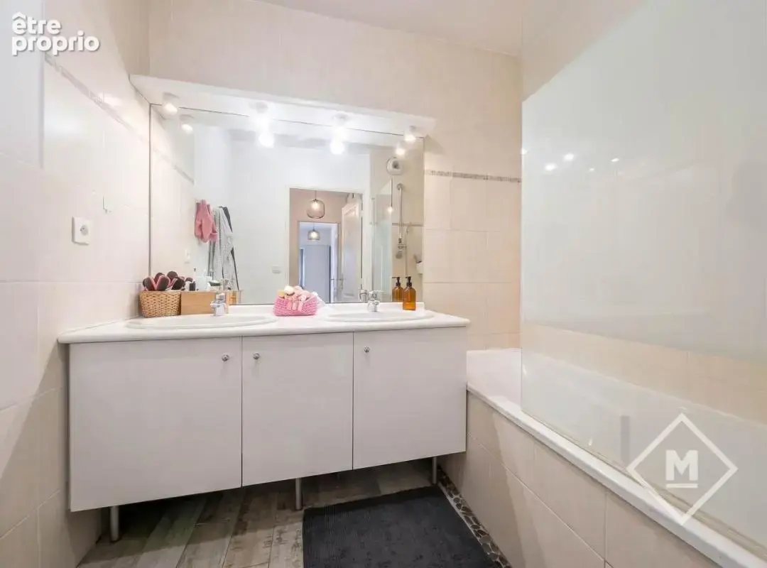 Vente Appartement 84m² Rouet/Cantini Marseille 8ème - Terrasses et État Impeccable - photo 17