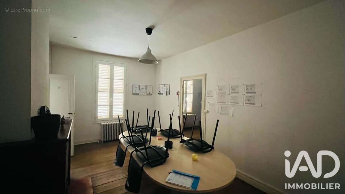 Maison 180 m² à Sainte-Foy-La-Grande  - photo 3