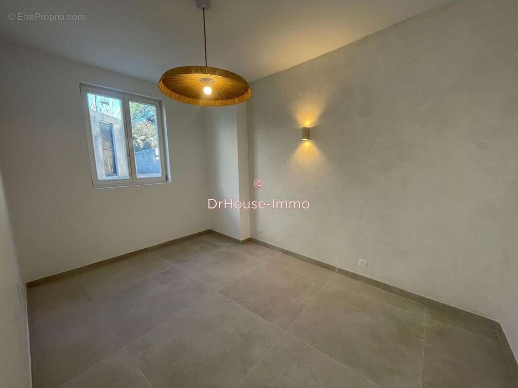 Maison à MARSEILLE-8E