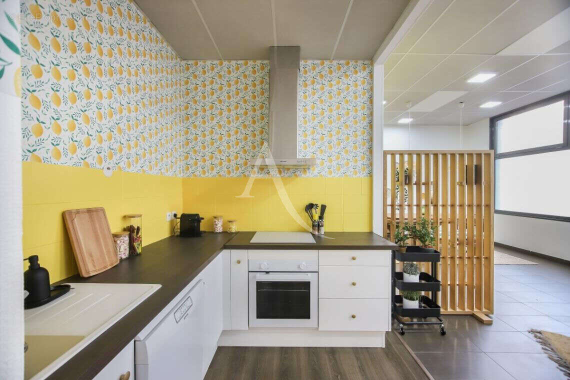 Appartement à MARSEILLE-3E