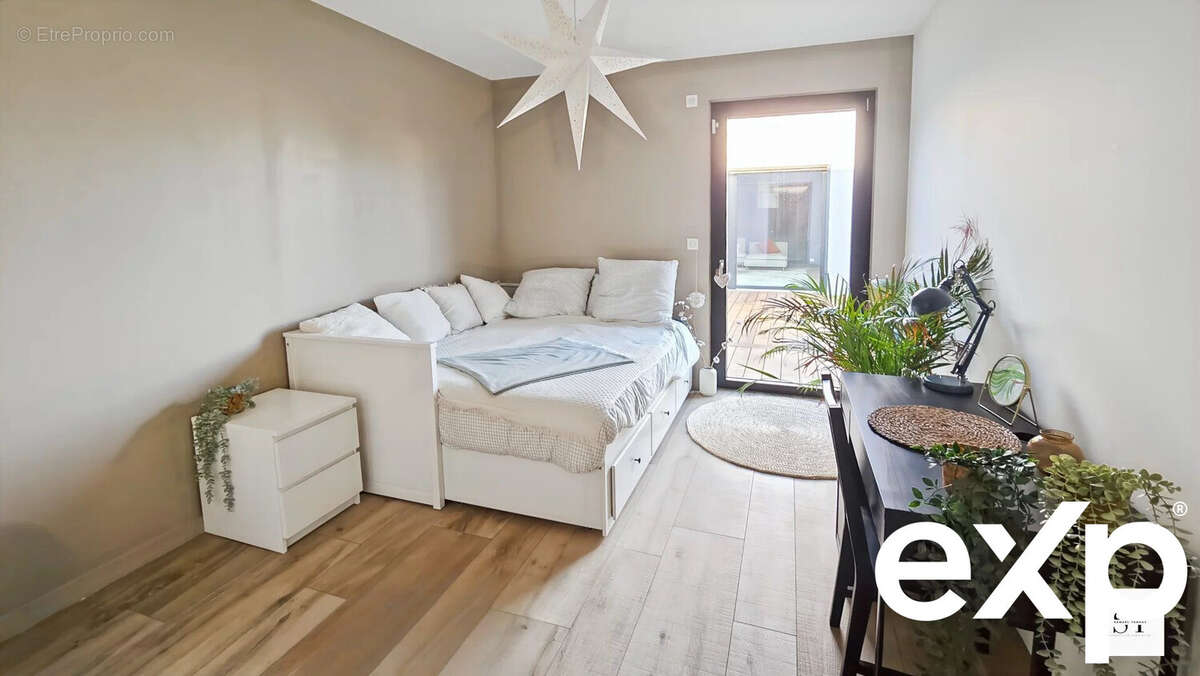 Maison à SAINT-SEBASTIEN-SUR-LOIRE