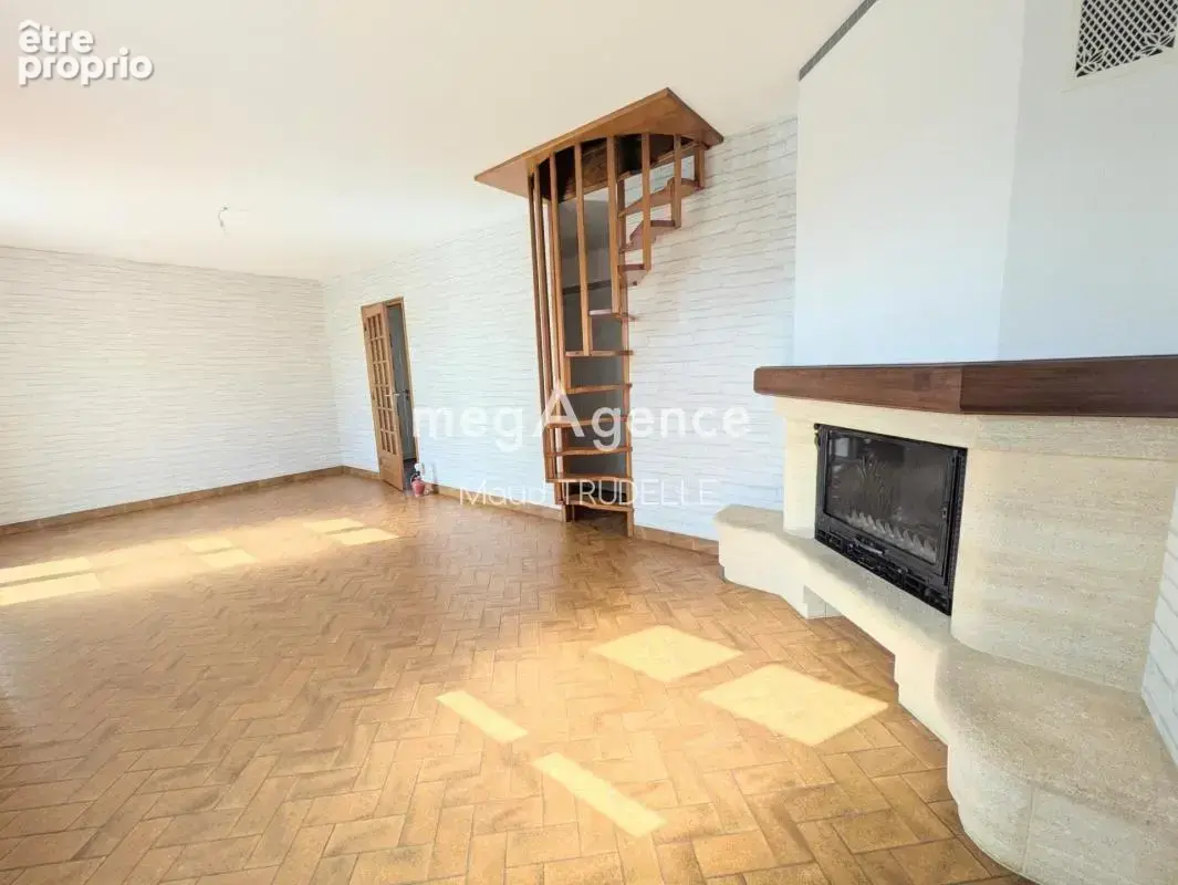 Spay bourg - 4/5chambres - photo 2