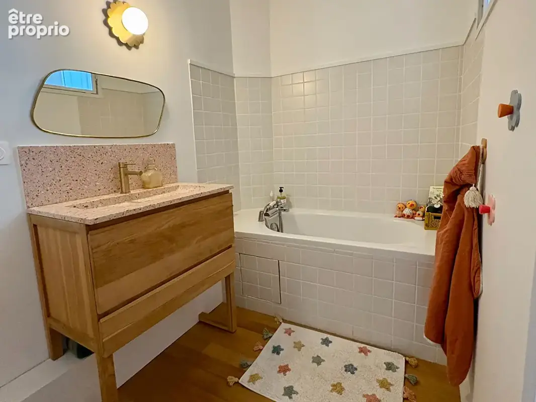 Appartement T4 de 87,50 m² au 1er étage d'un ancien hôtel particulier - photo 12