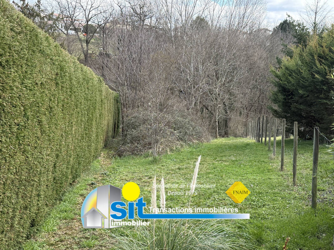 Terrain à SAINT-CLAIR-DU-RHONE