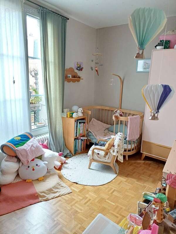 Appartement à ASNIERES-SUR-SEINE