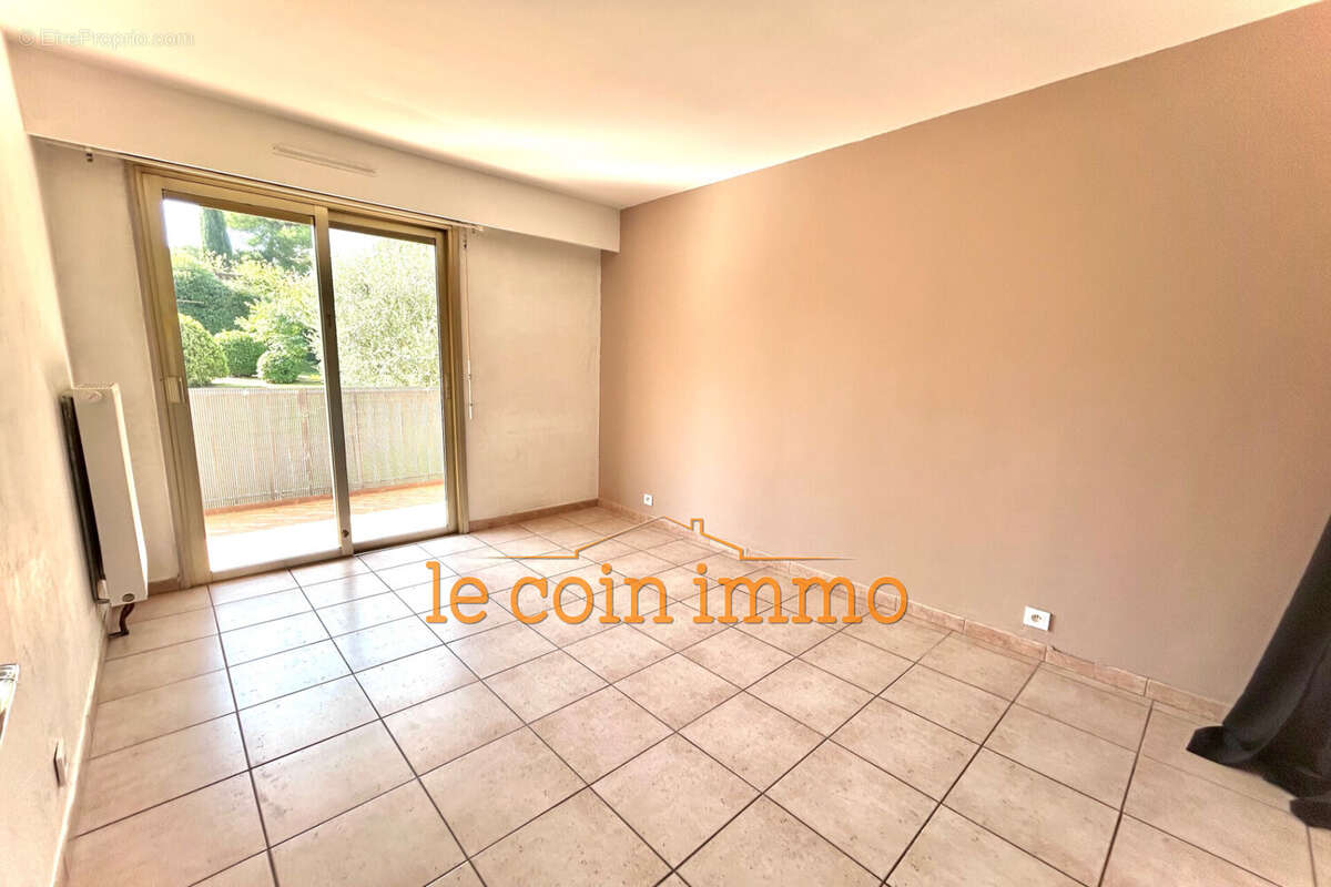 Appartement 90 m² à Antibes  - photo 6