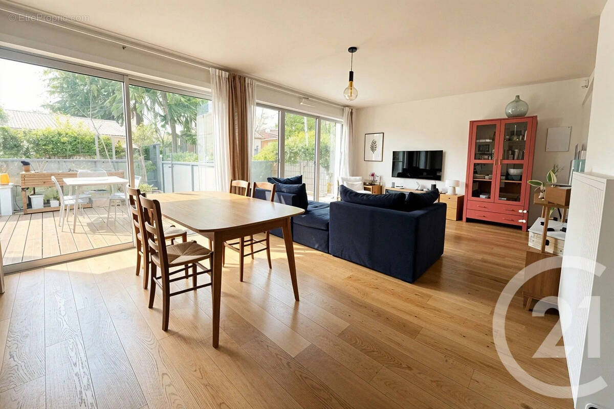 Appartement à BEGLES