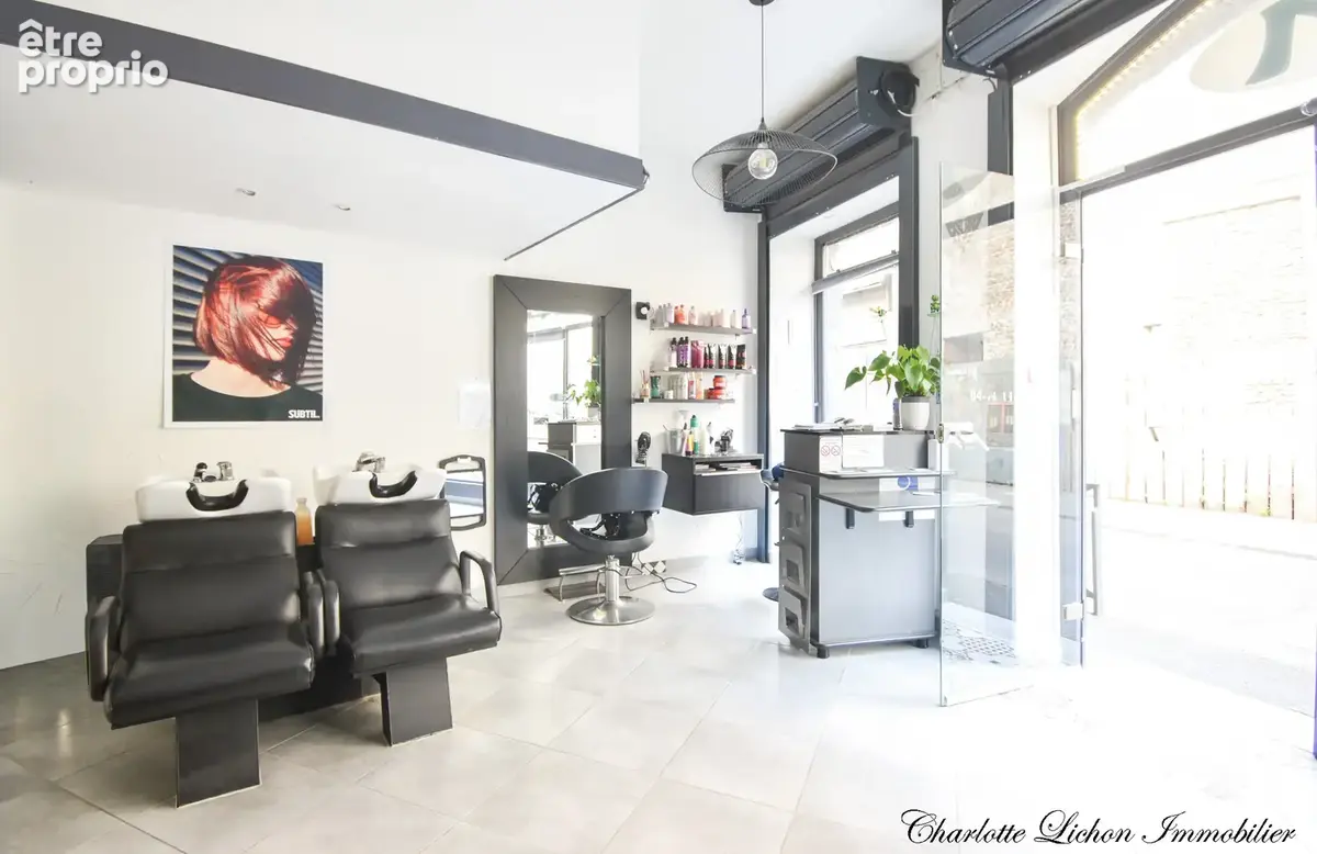 Vente des murs et du fonds de commerce - salon de coiffure de 31 m2 - appartement de 34 m2 - photo 5