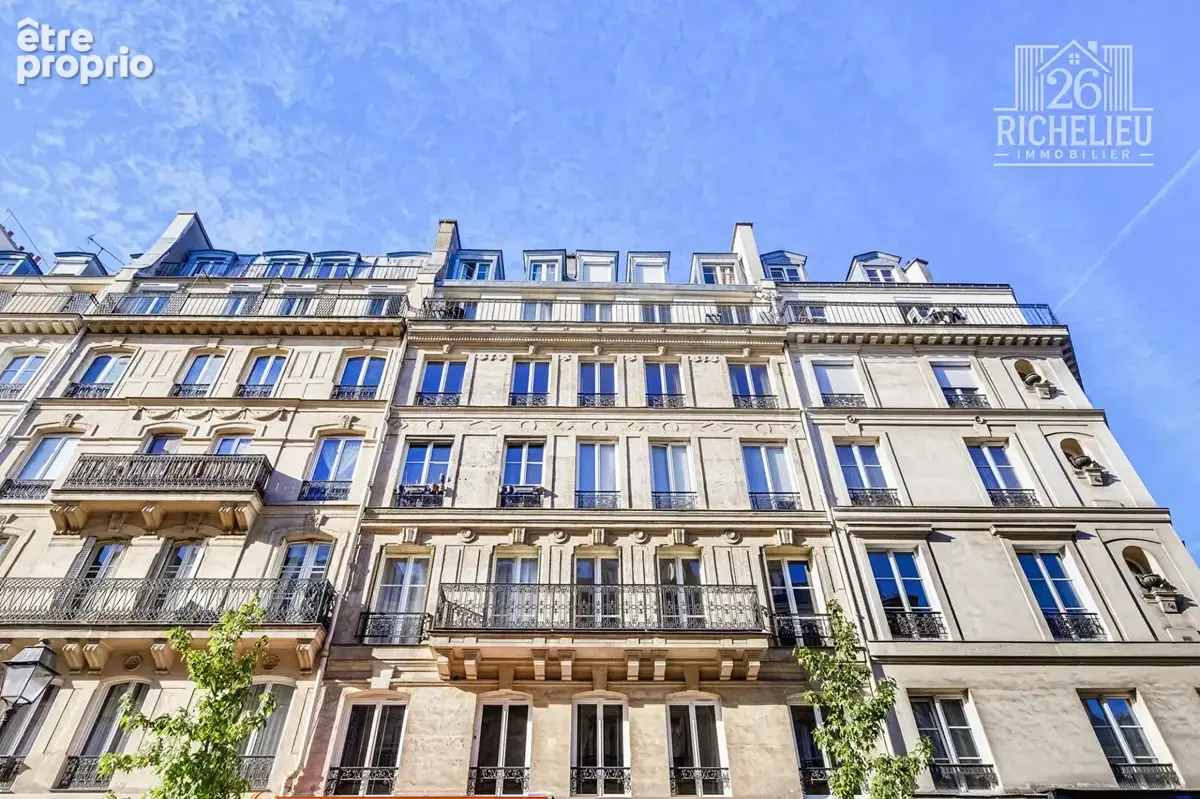 Paris 1er - Les Halles - Appartement d'exception rénové avec balcon - photo 8