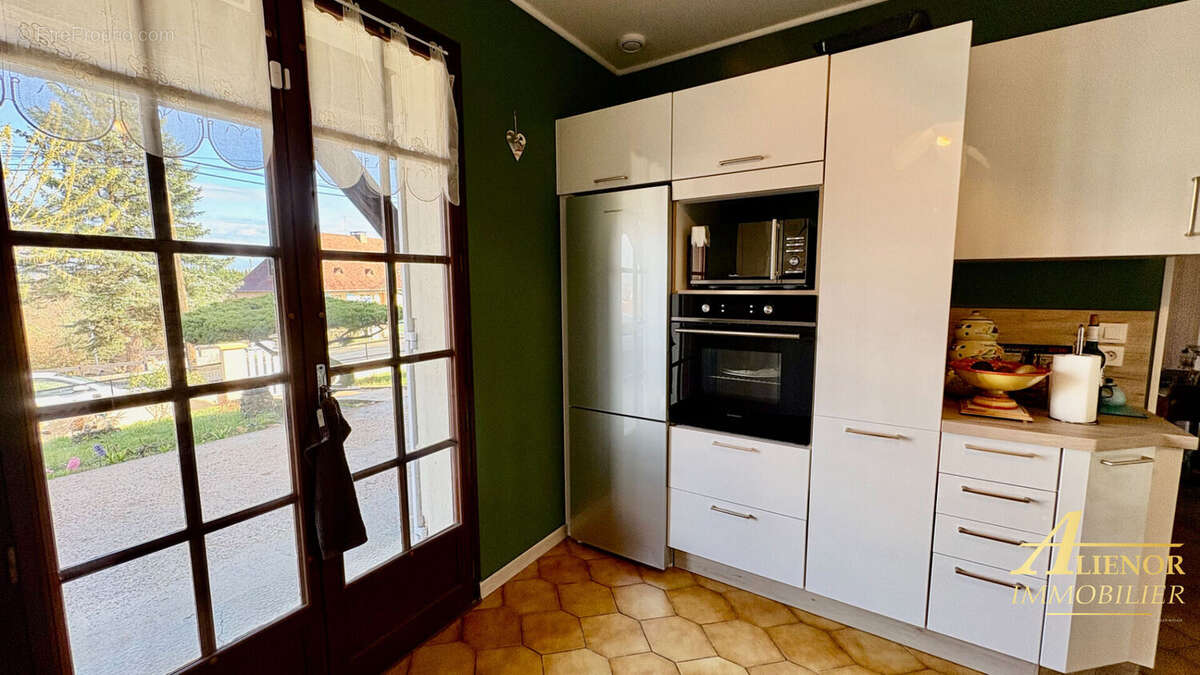 Maison à COULOUNIEIX-CHAMIERS