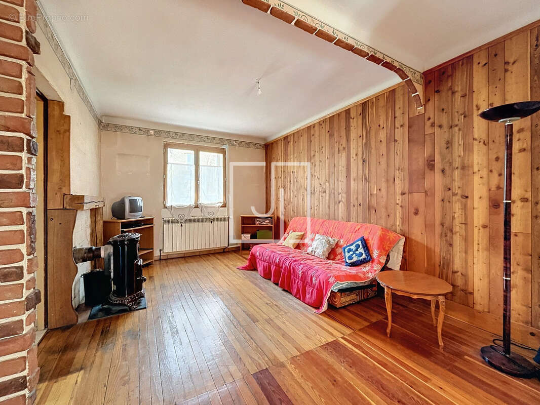 Maison à LA CONDAMINE-CHATELARD