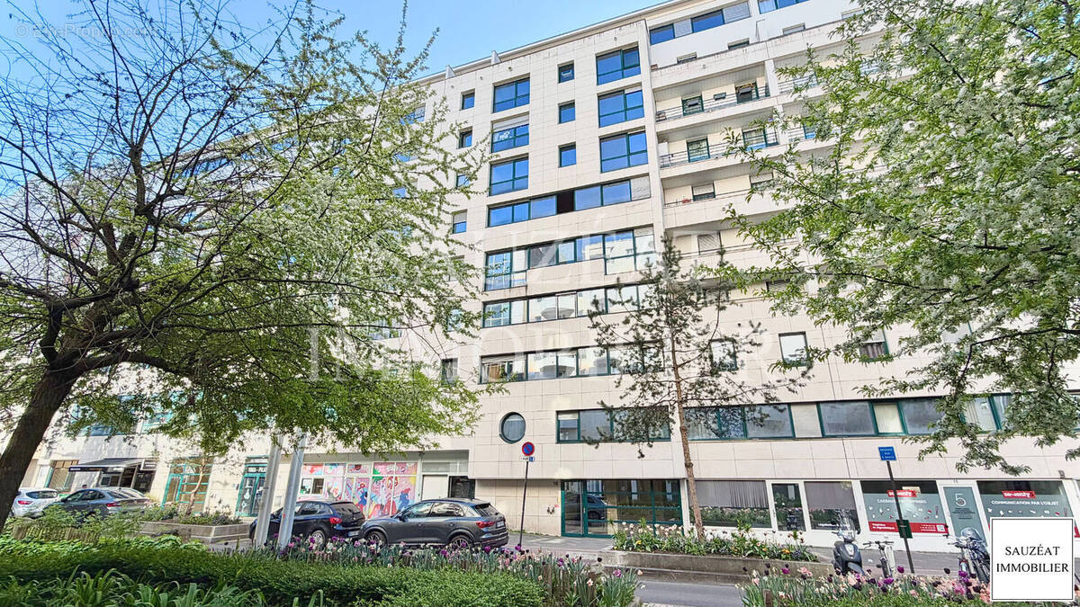 Appartement à MONTROUGE