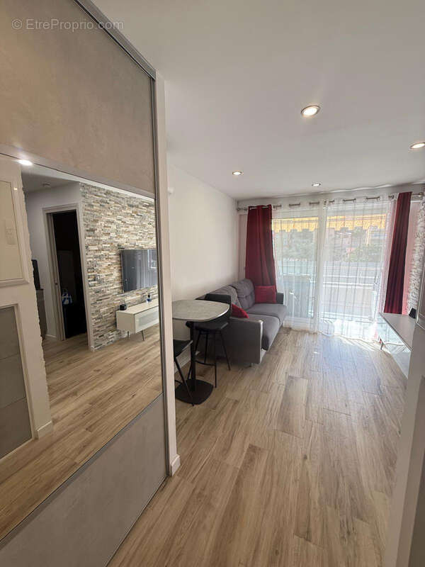 Appartement à MENTON