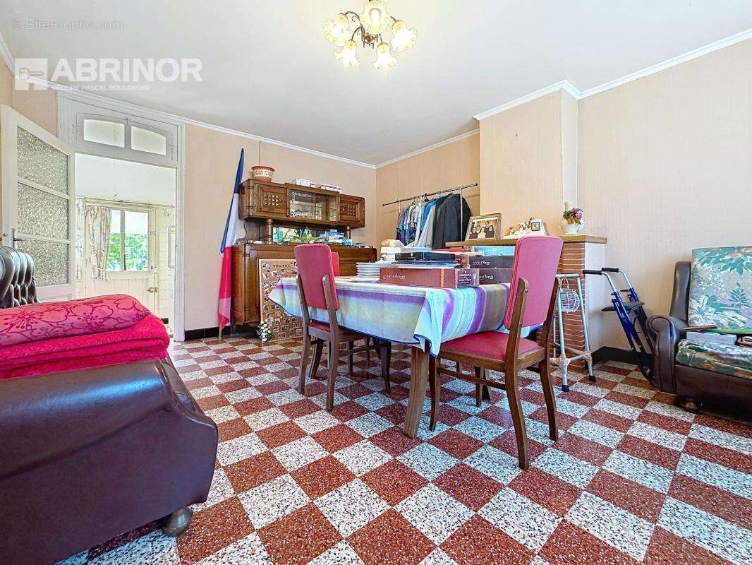 Maison à CAMPHIN-EN-PEVELE