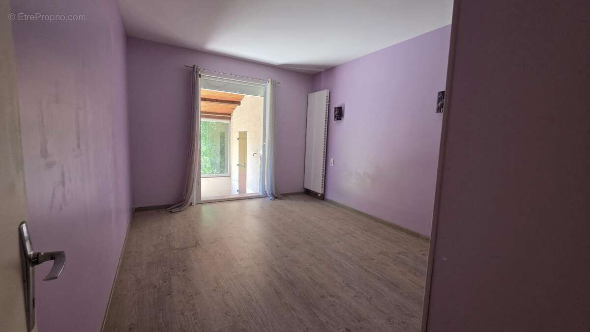 Maison 92 m² à Castres  - photo 5
