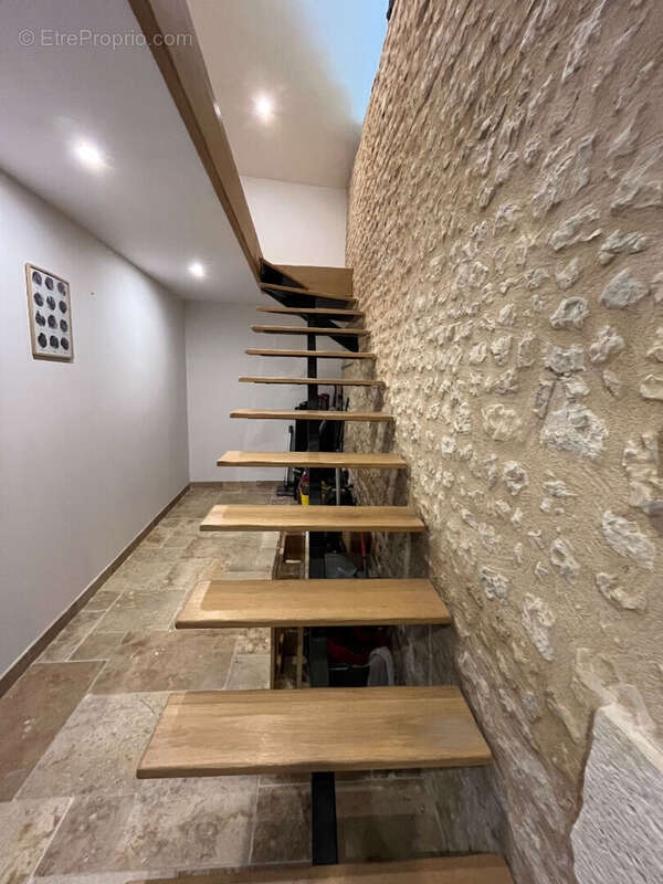 Ancienne ferme de caractère, entièrement rénovée, au coeur de 1,5 hectare de nature préservée - photo 14