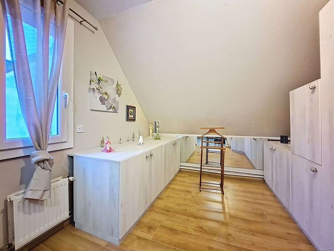 Maison 6 pièce(s) 170 m2 - photo 8