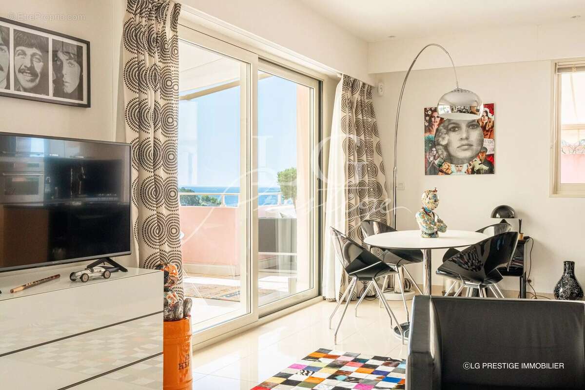 Appartement à THEOULE-SUR-MER