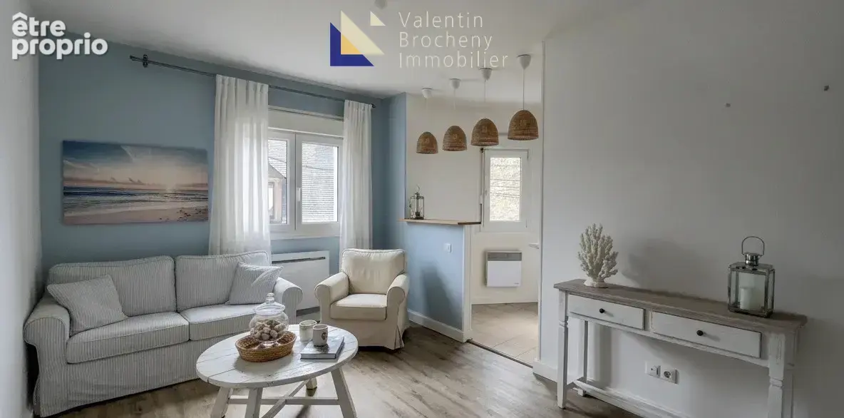 Cœur du bourg, appartement 2 pièces au 1er étage - photo 1