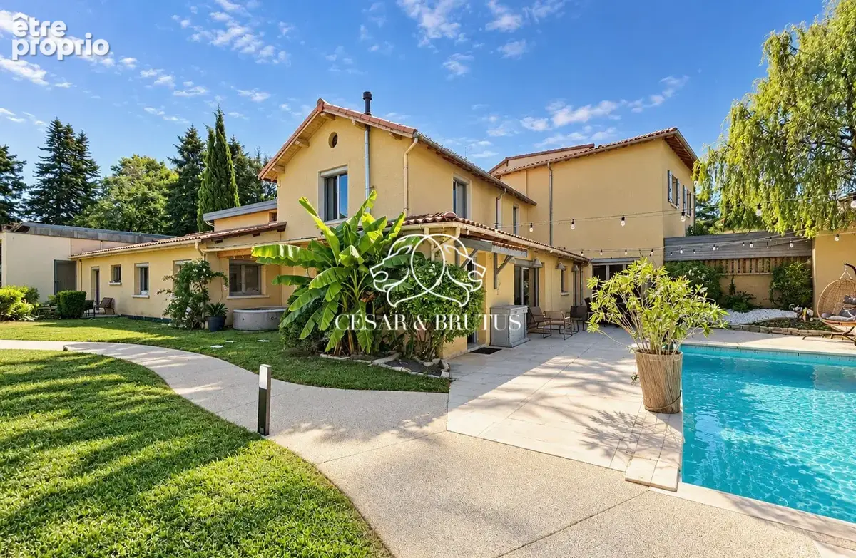Maison 7 pièces 225 m² à vendre à Civrieux-D'azergues (69380) - photo 4