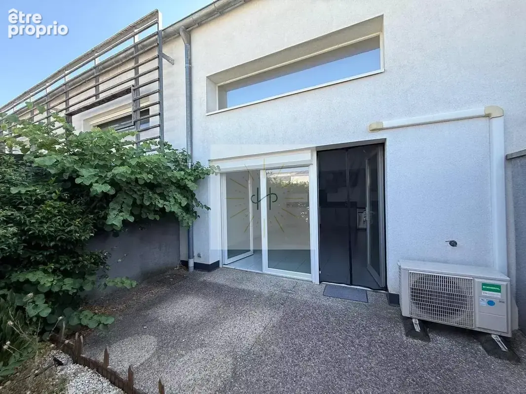 Maison 99 m² à Montelimar  - photo 4