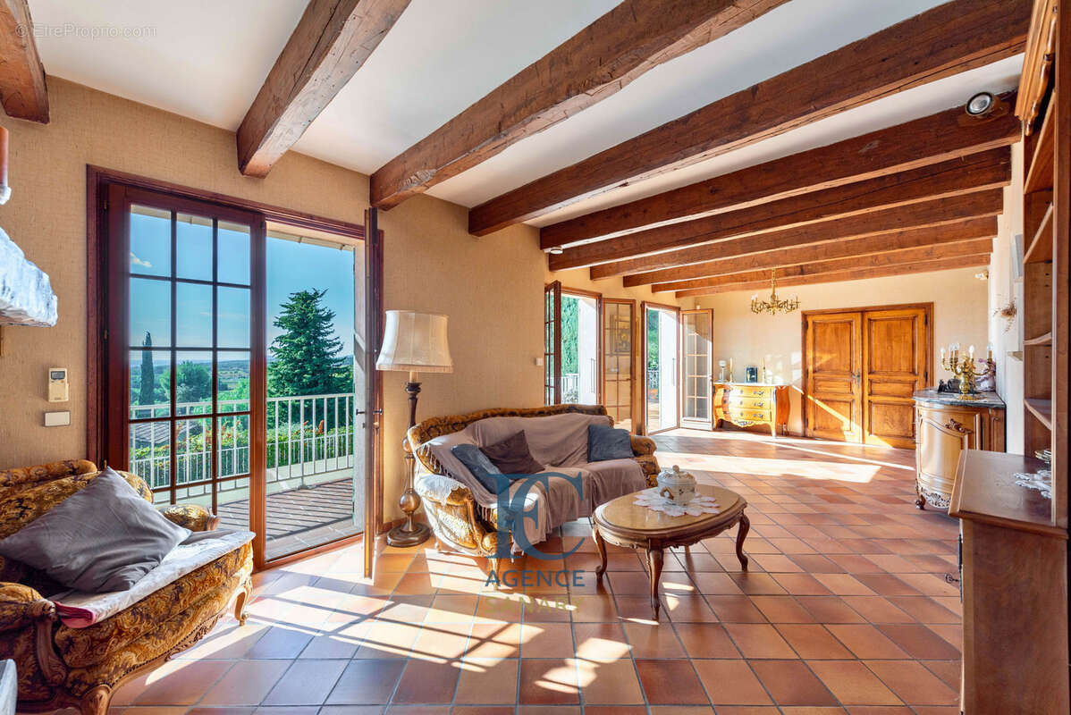 Maison à LA CADIERE-D&#039;AZUR