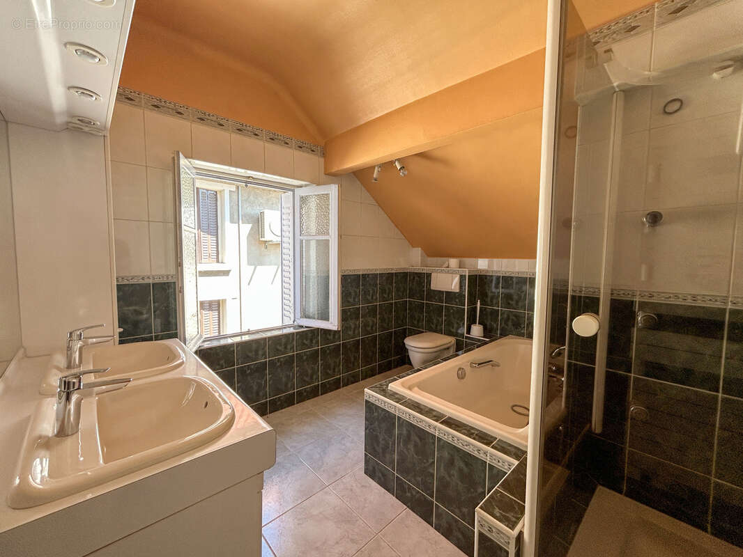 Maison des années 50 de 136 m2 - Montluçon - photo 10