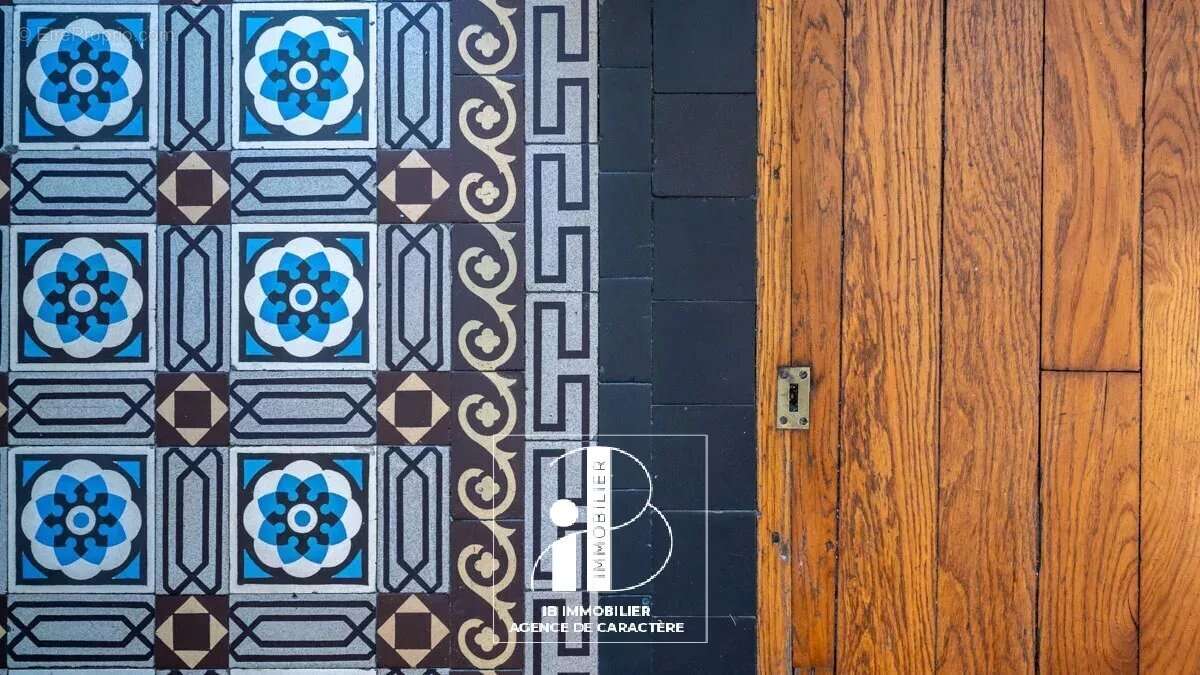 Maison à FONTAINEBLEAU