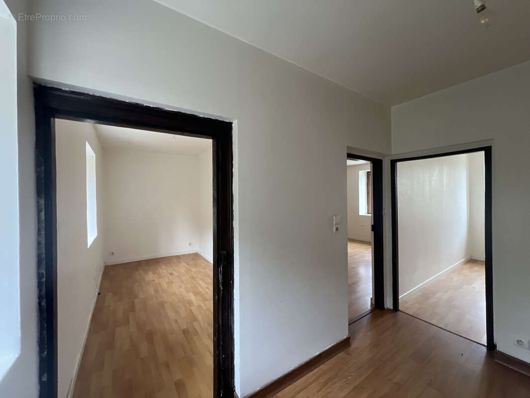 Maison à SAINT-PRIEST-LA-MARCHE