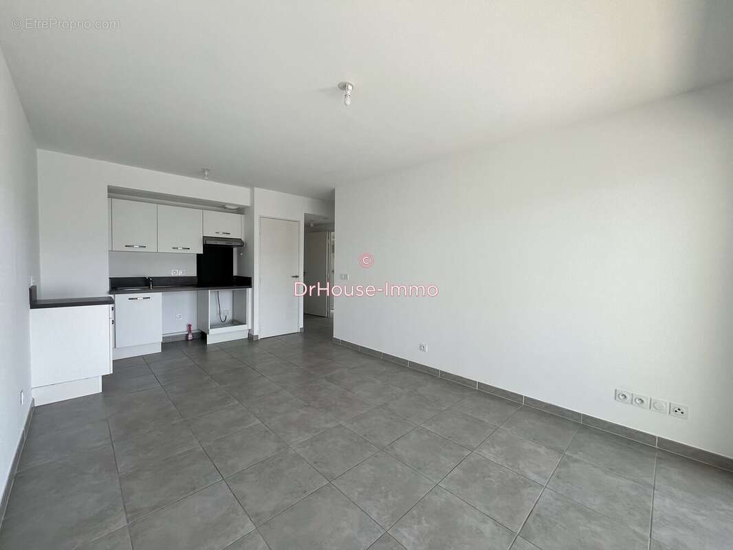 Appartement à MARSEILLE-12E