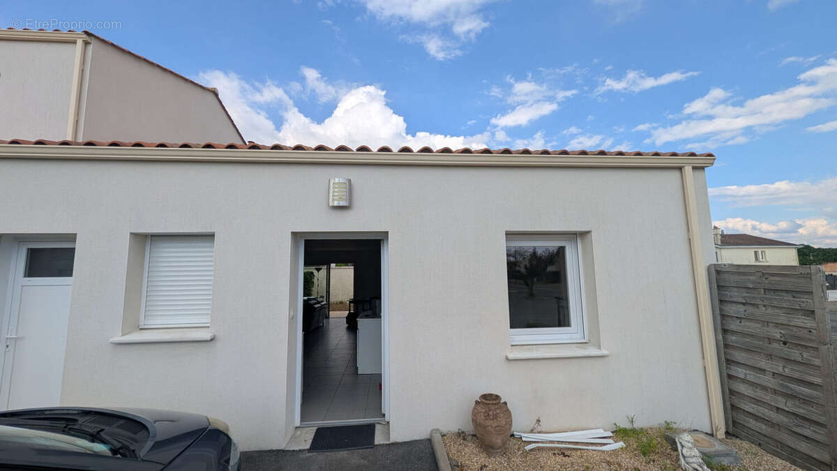 Maison à SAINT-MICHEL-EN-L'HERM