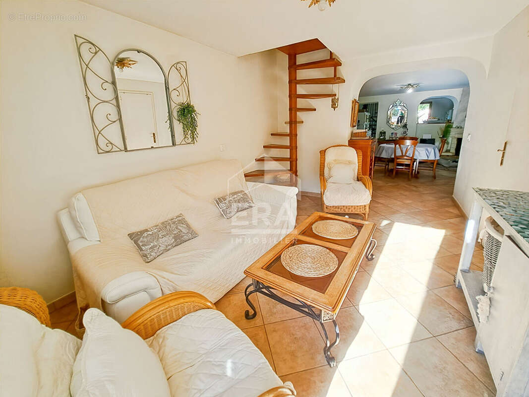 Maison à SEINE-PORT