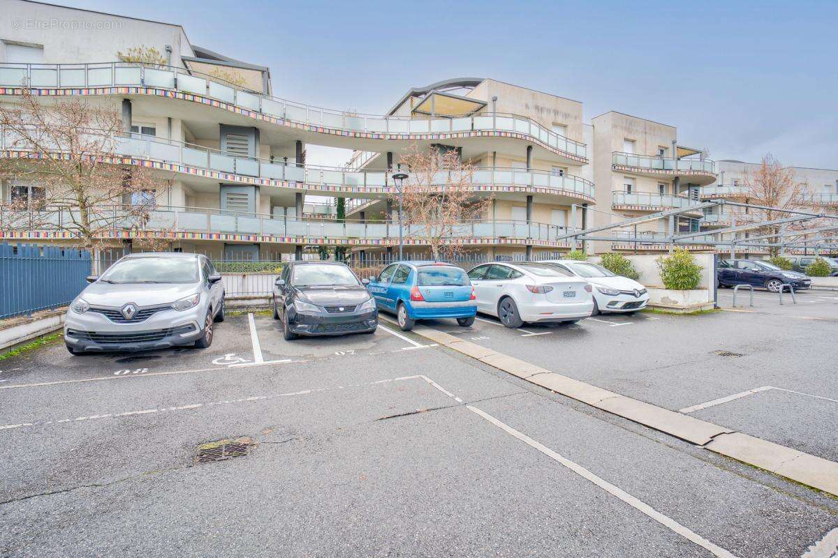 Appartement à COLOMIERS