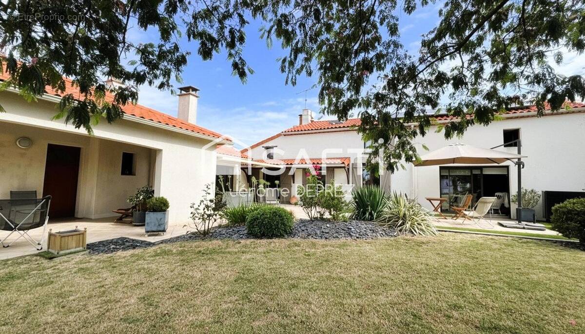Photo 1 - Maison à LES HERBIERS