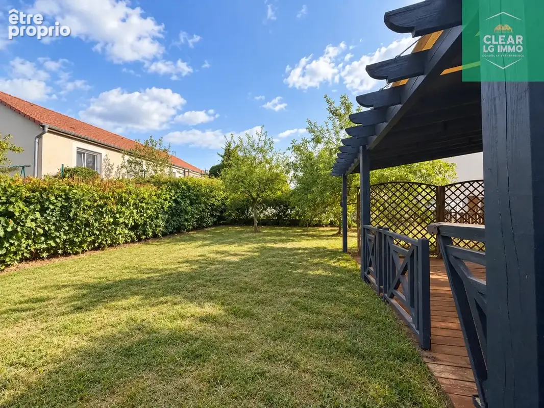 Maison individuelle avec jardin et garage - photo 2