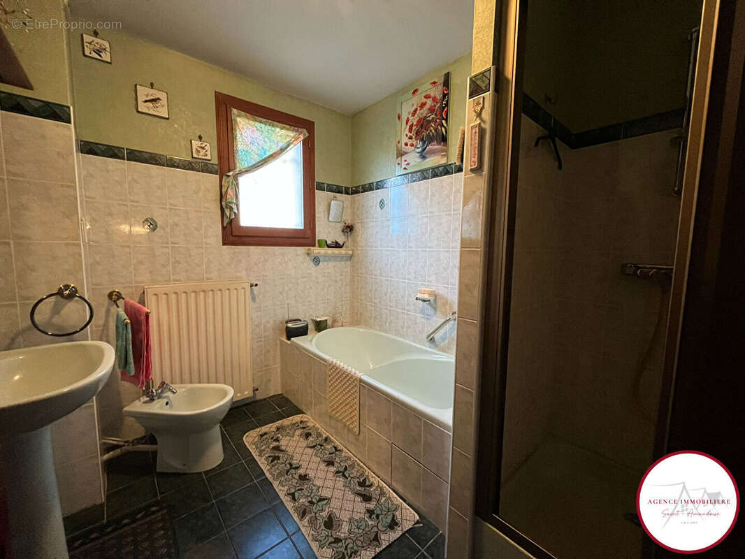 Appartement à SAINT-AMAND-MONTROND