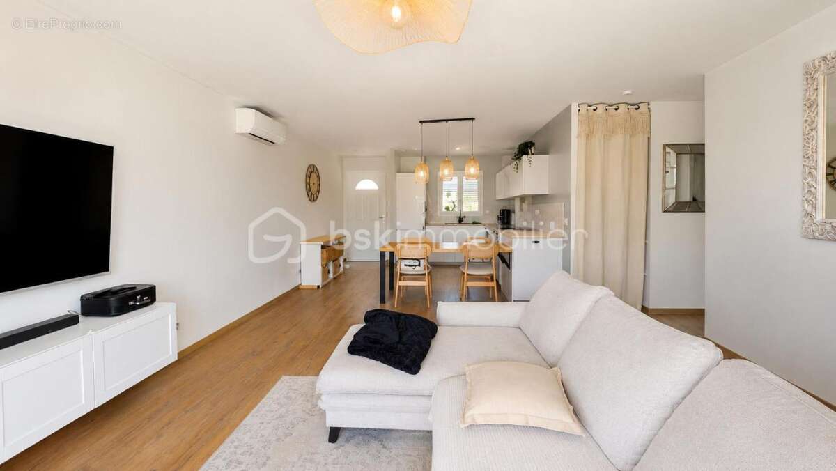 Au sud de Montélimar, v ́  - 3 chambres – Jardin - photo 2