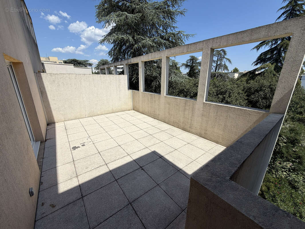 Montpellier (34) appartement T3 (65 m2) + 40 m2 de Terrasses - photo 6