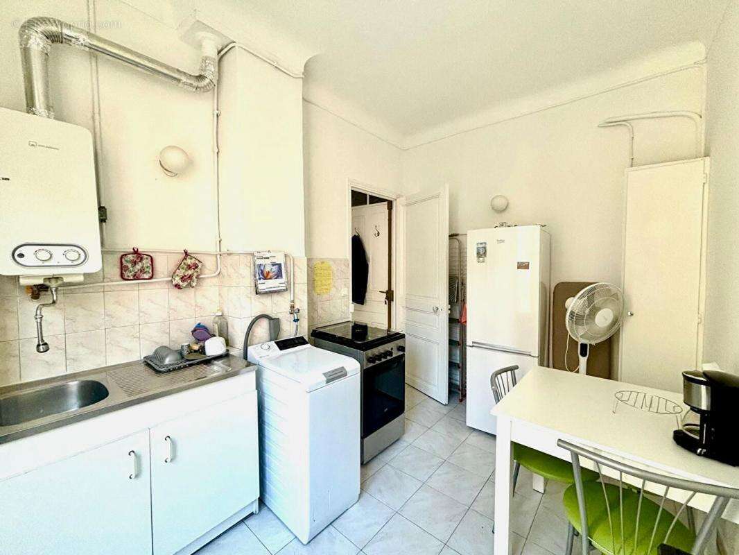Appartement centre-ville Nice Cessole 2 pièces 25m2 à rafraichir - photo 4