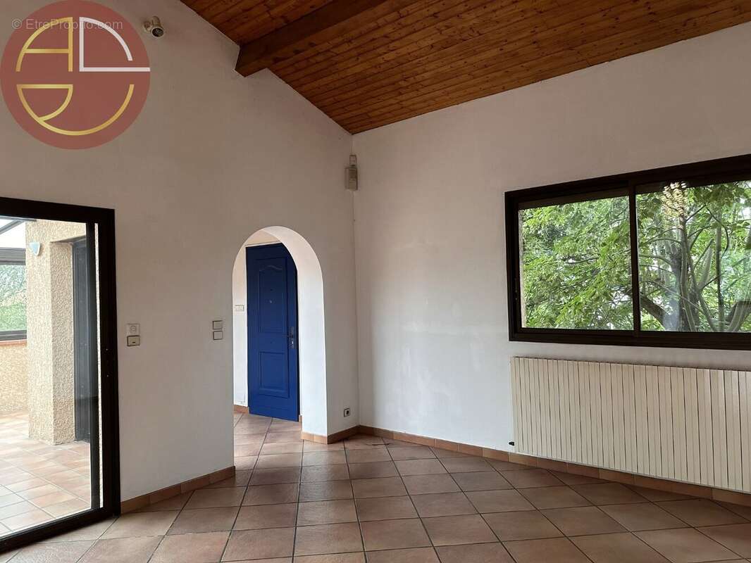 Commerce à SAINT-ALBAN