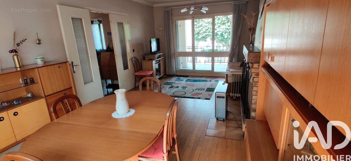 Photo 1 - Maison à LE BLANC-MESNIL