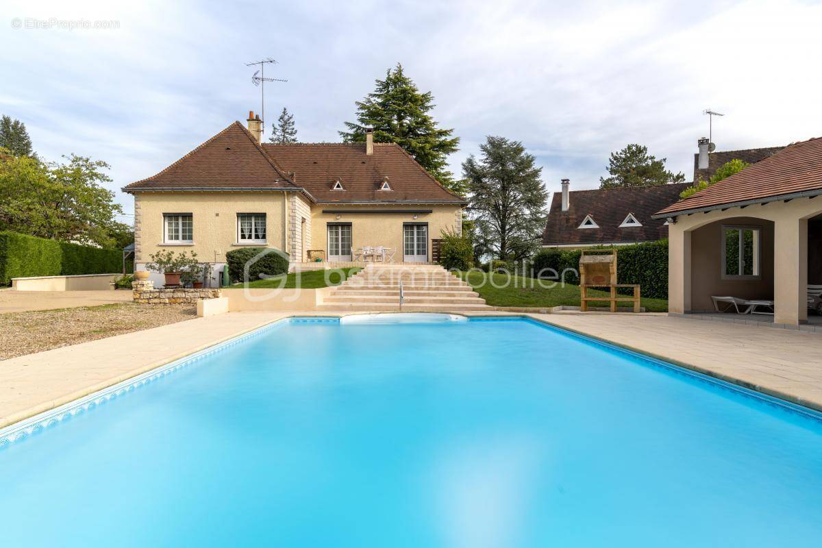 Maison à CHATEAUROUX