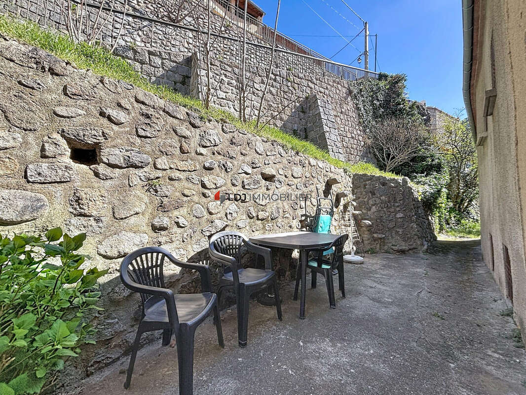 Maison à VERNET-LES-BAINS