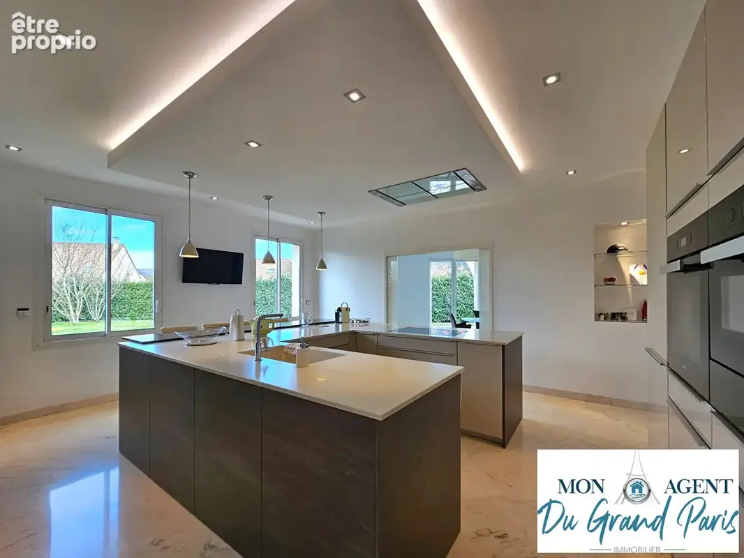 Maison Toussus Le Noble 340 m2 + combles pré aménagés 70m2 + sous sol total 200m2 Proche BUC VERSAILLES PLATEAU DE SACLAY Grand  - photo 7